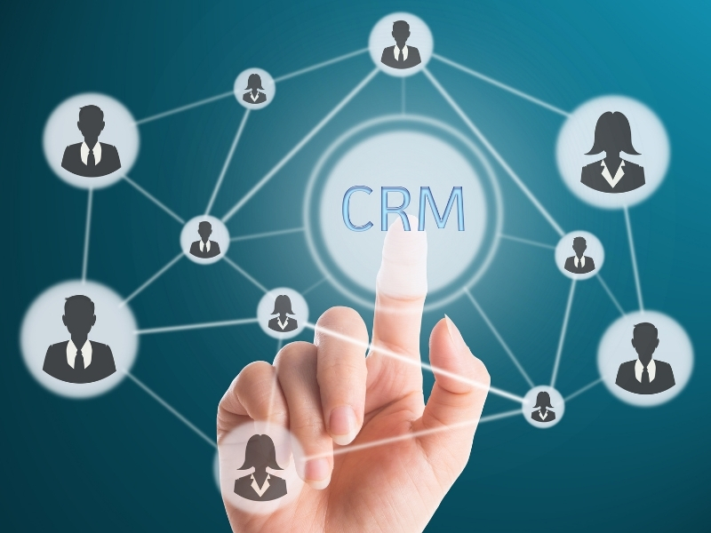 CRM – co to jest i dlaczego warto z niego korzystać?